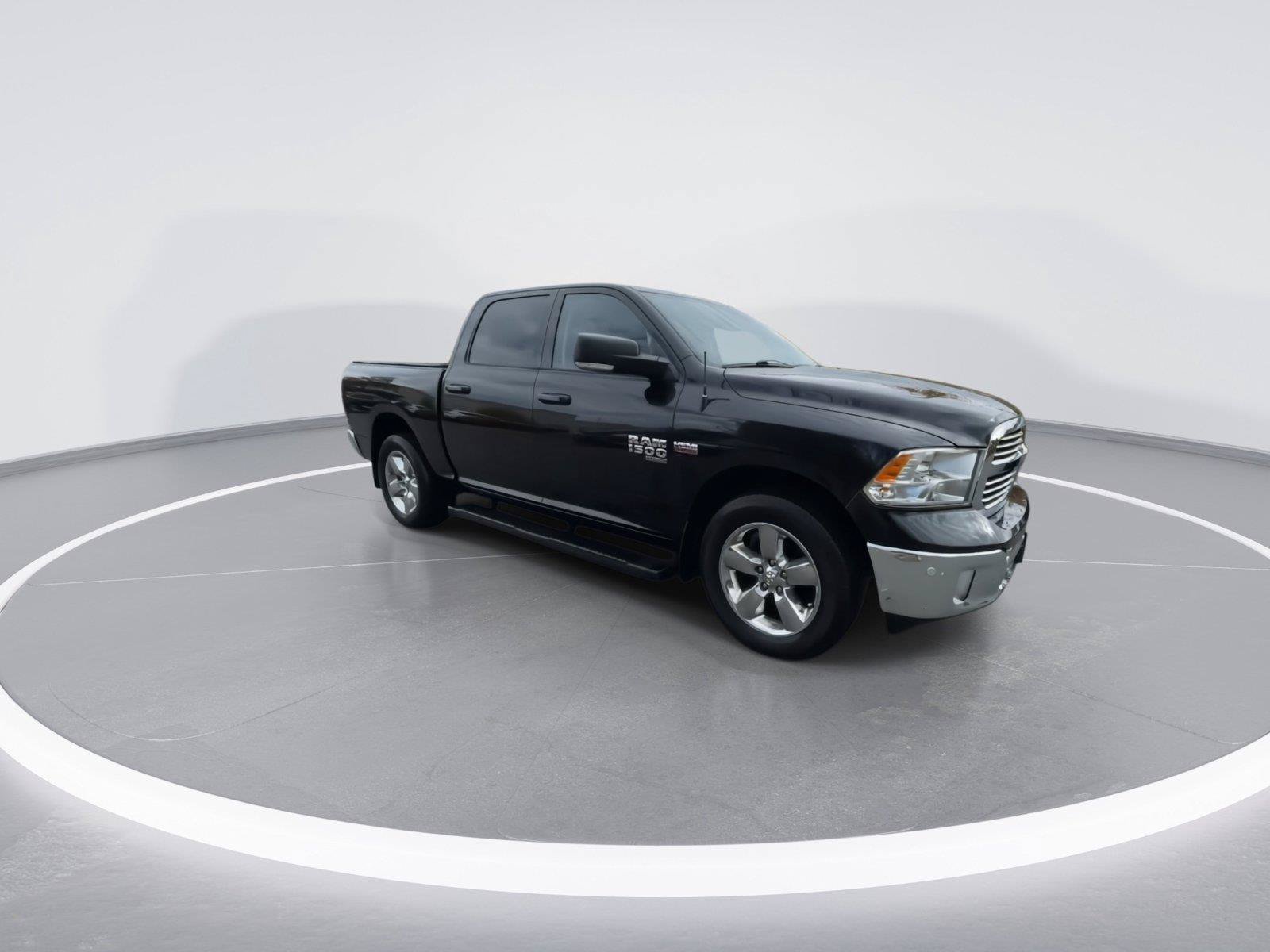 Used 2019 RAM 1500 Big Horn AWD/4WD image 2