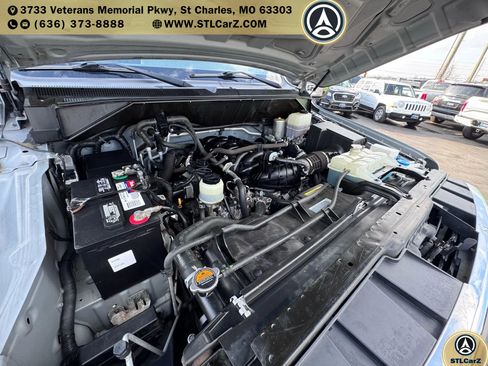 Used 2017 Nissan NV 3500 SV image 21