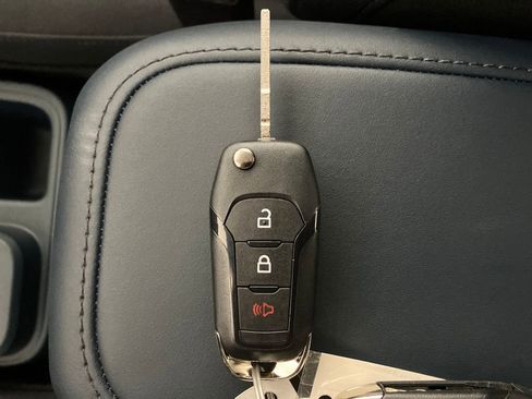 New 2026 Ford Maverick XL image 32