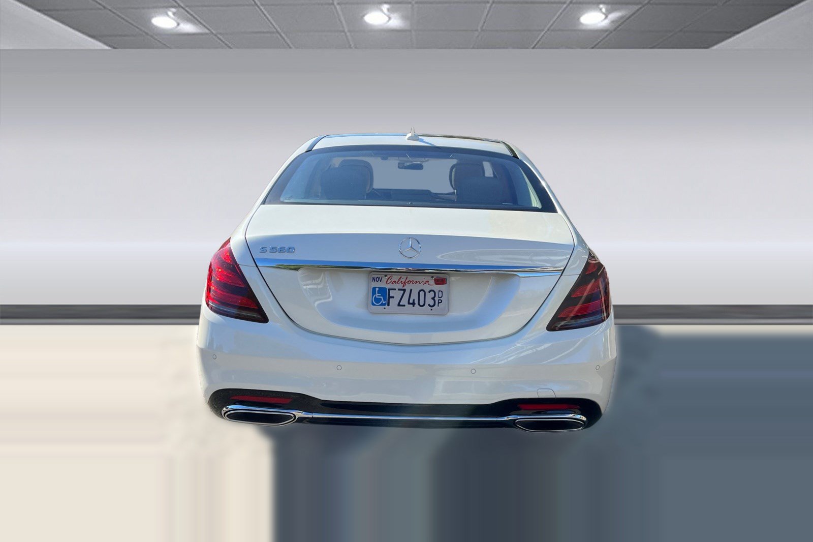 Used 2018 Mercedes-Benz S 560 Sedan image 5