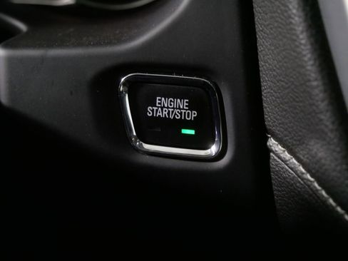 Used 2023 GMC Acadia SLT w/ Elevation Edition image 26