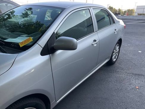 Used 2009 Toyota Corolla LE FWD image 10