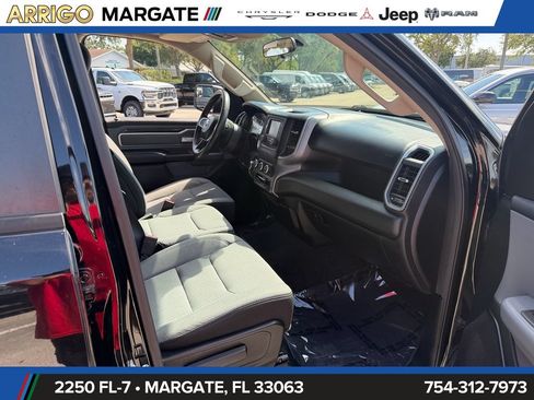 Used 2019 RAM 1500 Big Horn RWD image 15