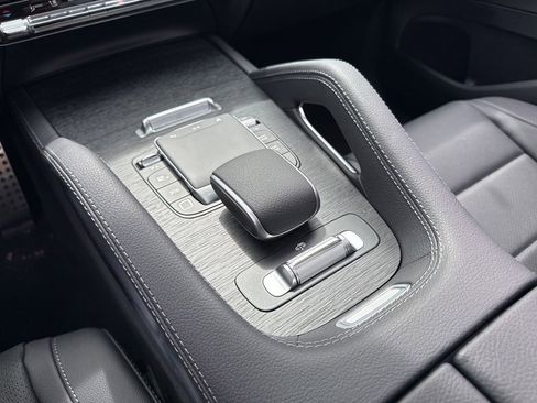 New 2025 Mercedes-Benz GLS 450 4MATIC image 24