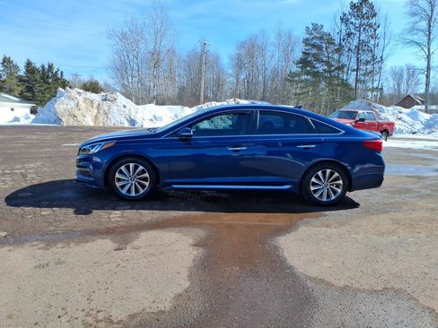 Used 2016 Hyundai Sonata Sport w/ Option Group 02 image 2