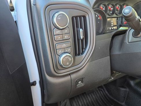 New 2026 GMC Sierra 1500 Pro w/ Pro Value Package AWD/4WD image 10