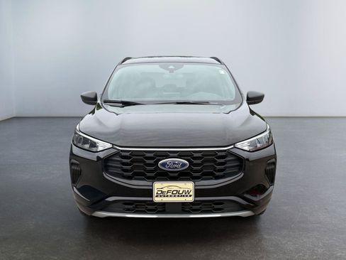 Used 2023 Ford Escape ST-Line AWD/4WD image 8