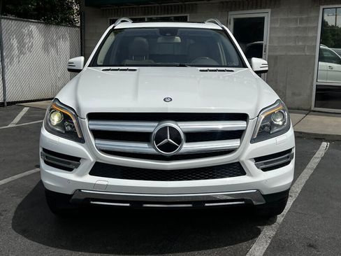 Used 2015 Mercedes-Benz GL 450 4MATIC image 2