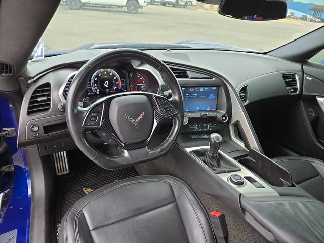 Used 2018 Chevrolet Corvette Stingray Coupe w/ Carbon Flash Badge Package RWD image 3