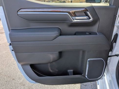 New 2026 GMC Sierra 1500 SLE AWD/4WD image 25