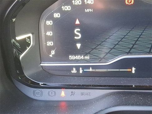 Used 2022 GMC Yukon XL Denali image 22