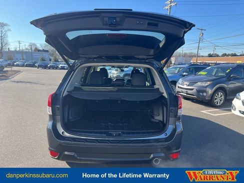 Used 2024 Subaru Forester Limited image 40