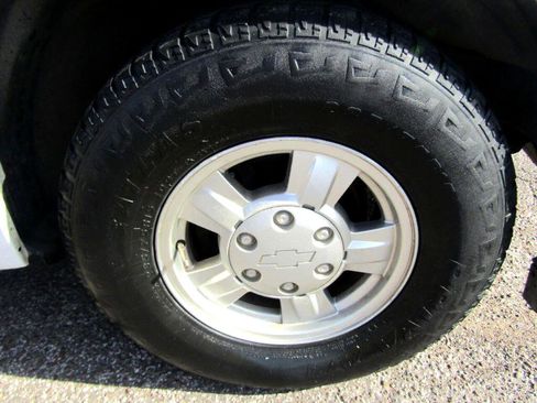 Used 2006 Chevrolet Colorado LT image 9