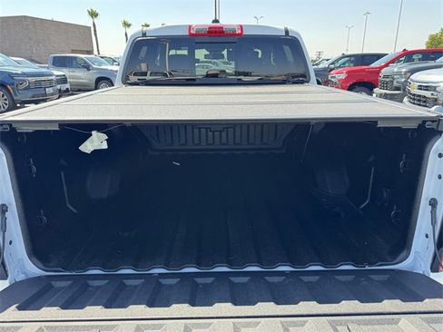 New 2025 Chevrolet Colorado LT w/ LT Convenience Package image 10