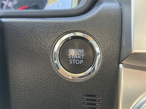 Used 2022 Toyota 4Runner SR5 image 16