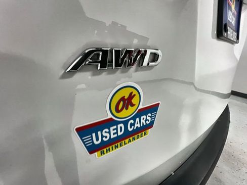 Used 2015 Toyota RAV4 XLE AWD/4WD image 29