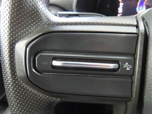 Used 2023 Chevrolet Colorado W/T image 20