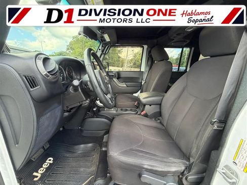 Used 2014 Jeep Wrangler Unlimited Sport w/ Quick Order Package 24S AWD/4WD image 9
