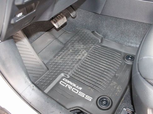 New 2026 Toyota Corolla Cross XLE image 23