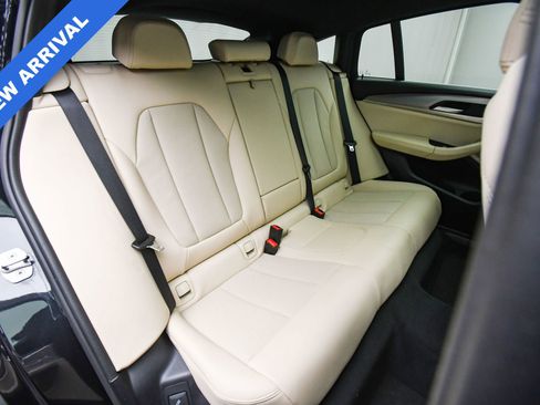 Used 2023 BMW X4 xDrive30i w/ Convenience Package image 49