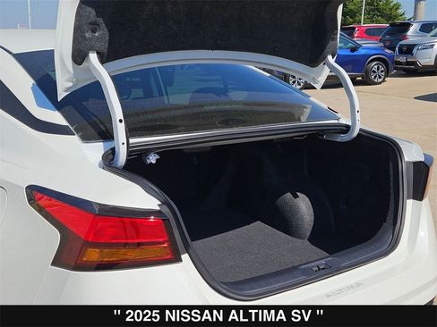 New 2025 Nissan Altima 2.5 SV image 26