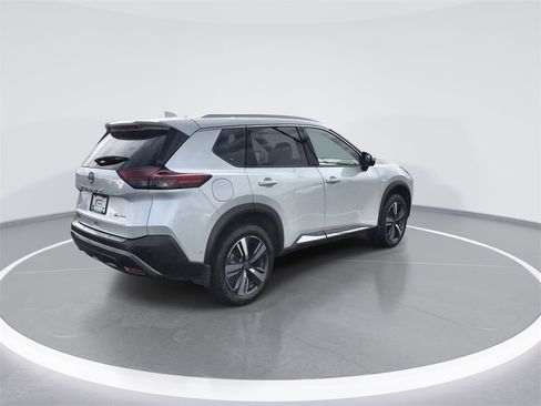 Certified 2023 Nissan Rogue SL w/ SL Premium Package image 8
