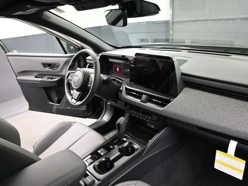 New 2026 Subaru Outback Limited image 12