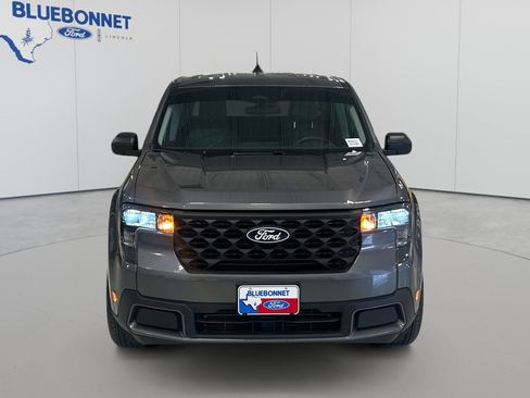 Used 2025 Ford Maverick XLT w/ Equipment Group 302A AWD/4WD image 2
