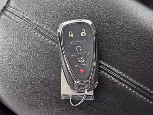Used 2023 Chevrolet Malibu LT w/ LPO, Floor Liner Package FWD image 35