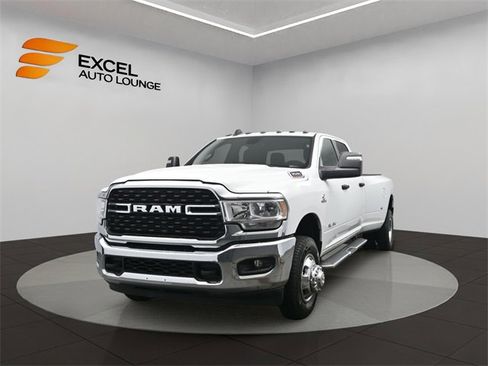 Used 2024 RAM 3500 Big Horn image 8