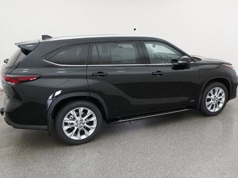New 2026 Toyota Highlander Limited image 74