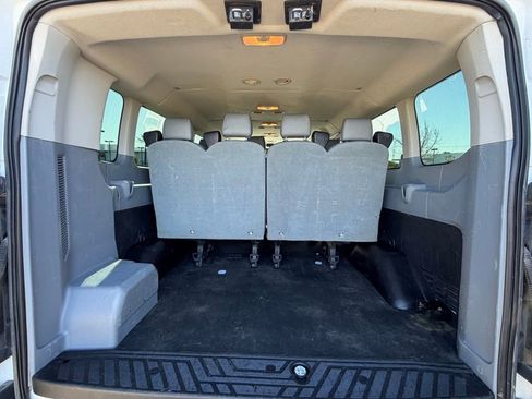 Used 2018 Ford Transit 350 XL RWD image 10