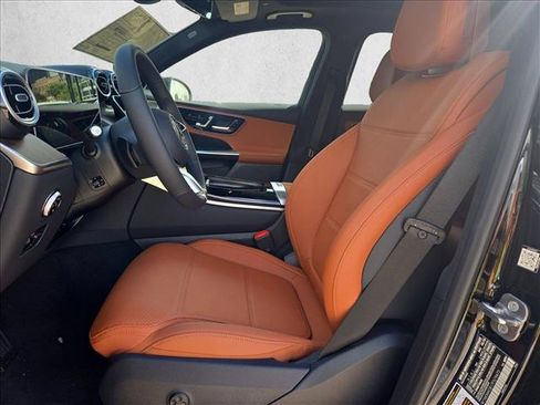 New 2026 Mercedes-Benz GLC 300 image 3