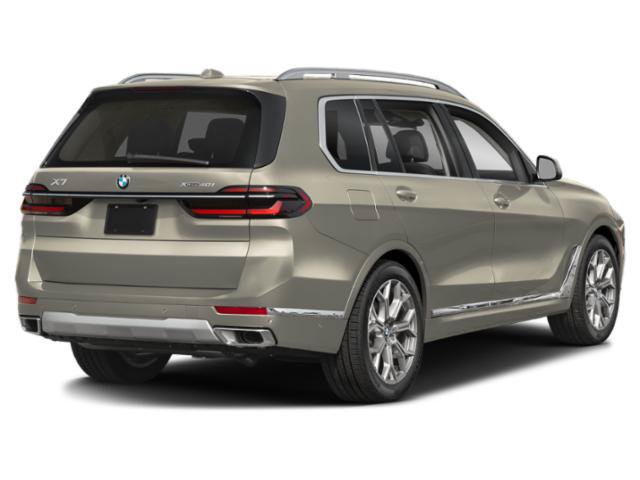 Used 2026 BMW X7 xDrive40i w/ M Sport Package AWD/4WD image 2