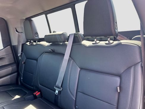 Used 2022 GMC Sierra 1500 SLT w/ SLT Premium Package image 24