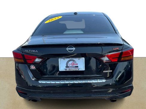 Used 2023 Nissan Altima 2.0 SR FWD image 5