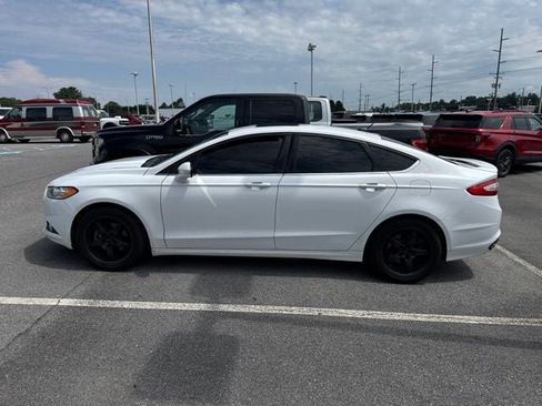 Used 2016 Ford Fusion SE w/ Equipment Group 201A AWD/4WD image 6