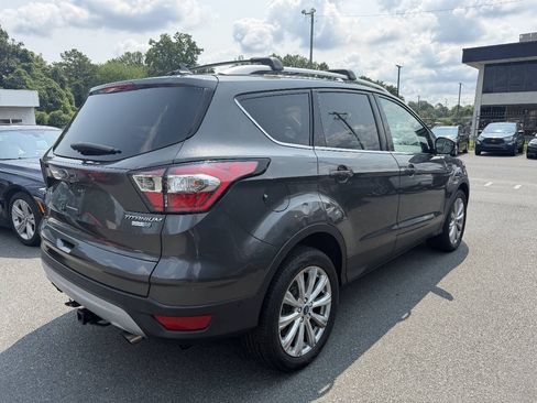 Used 2018 Ford Escape Titanium AWD/4WD image 4