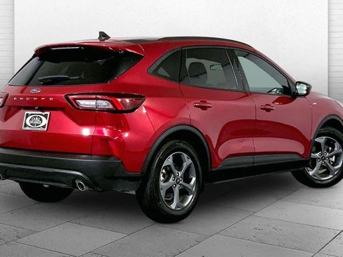 Used 2025 Ford Escape ST-Line FWD image 13