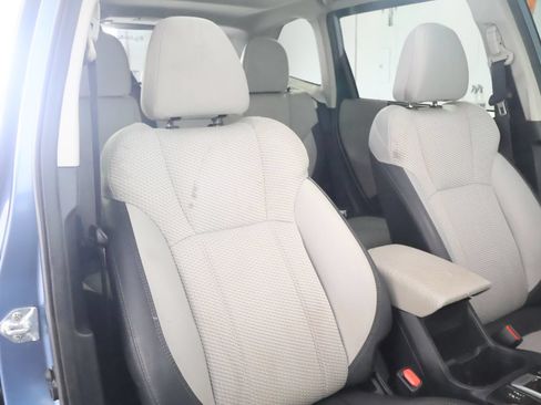Used 2024 Subaru Forester Premium AWD/4WD image 54