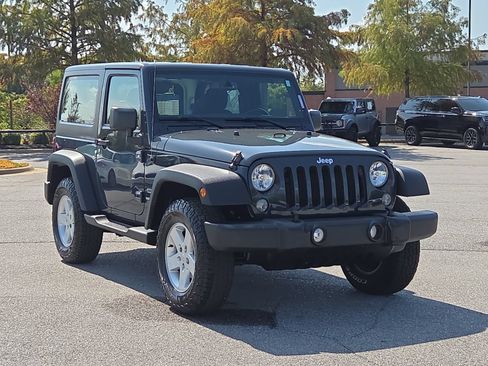 Used 2017 Jeep Wrangler Sport w/ Quick Order Package 24S AWD/4WD image 1