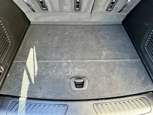 Used 2023 GMC Yukon XL SLT AWD/4WD image 61