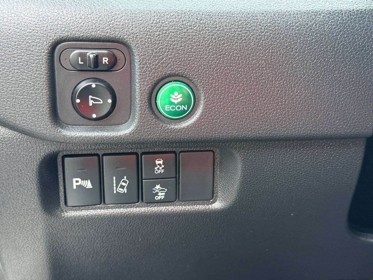 Used 2016 Honda Pilot Elite image 40