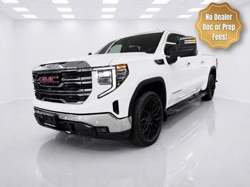 Used 2024 GMC Sierra 1500 SLT w/ SLT Premium Package AWD/4WD image 3