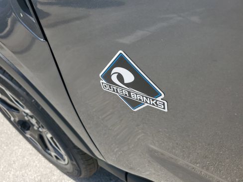 New 2025 Ford Bronco Sport Outer Banks w/ Outer Banks Tech Package+ image 8