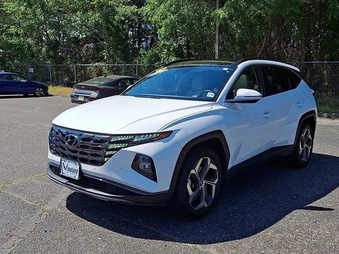 Certified 2024 Hyundai Tucson Limited AWD/4WD image 4