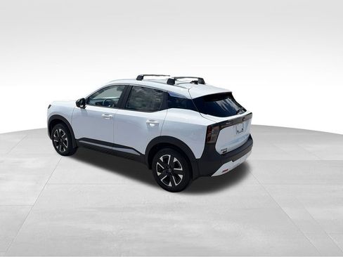 New 2026 Nissan Kicks SV w/ Cold Weather Package AWD/4WD image 4