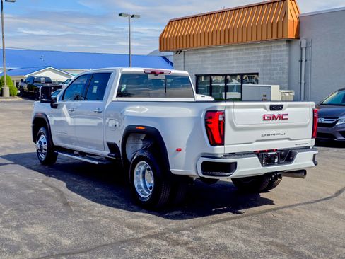 Used 2024 GMC Sierra 3500 Denali w/ Technology Package image 19