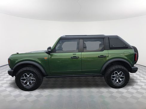 Used 2023 Ford Bronco Badlands image 7