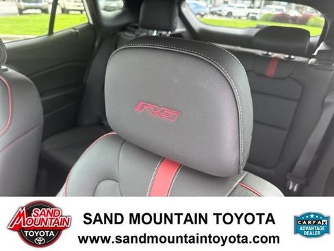 Used 2025 Chevrolet Trax RS FWD image 17